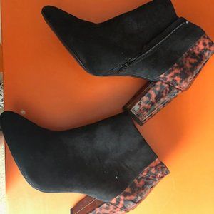 Farylrobin Faux Tort Back Ankle Booties